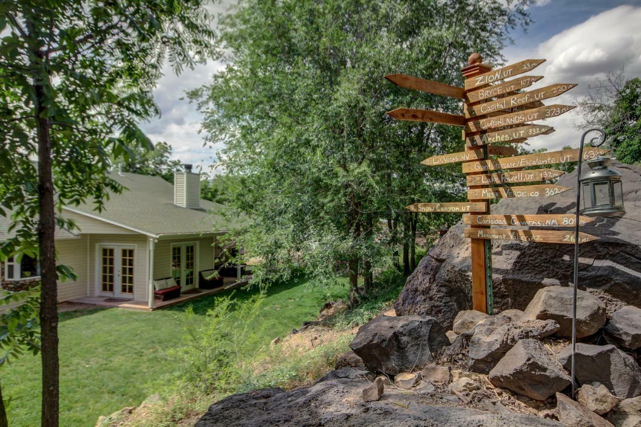 הוריקיין Pecan Point By Kabino Mountain Trail Access Foosball Table Private Yard Firepit Wifi Grill מראה חיצוני תמונה